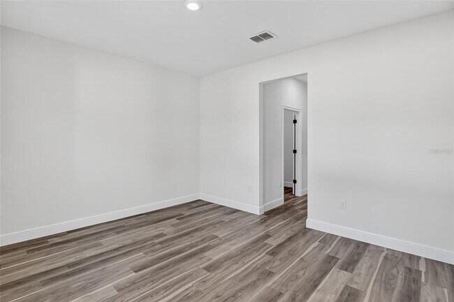 Building Photo - 8162 N Maltese Dr