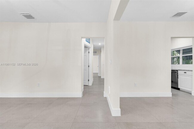 Building Photo - 52 NW 47th Terrace