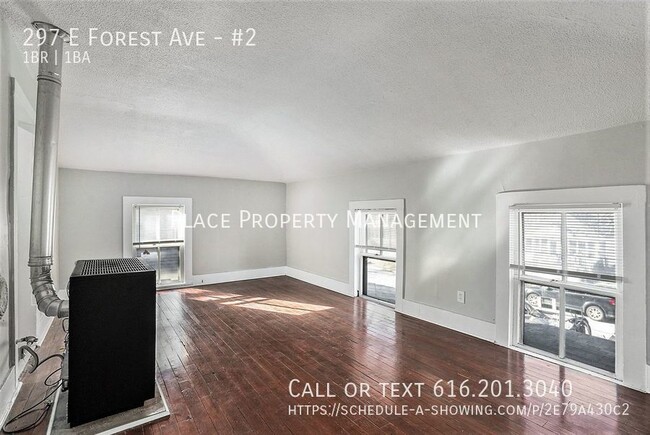 Building Photo - 297 E Forest Ave
