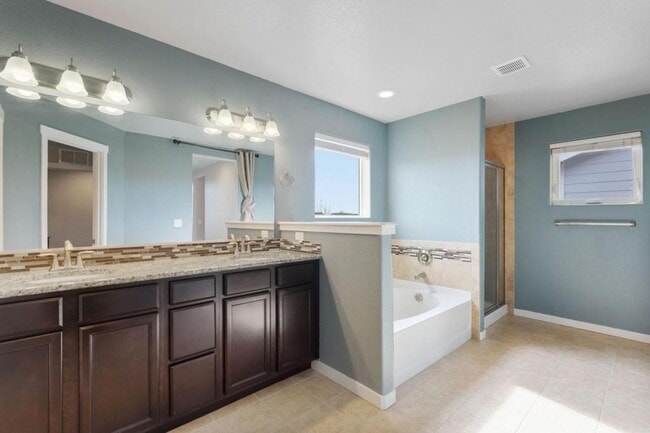 Building Photo - 3064 Magnetic Dr