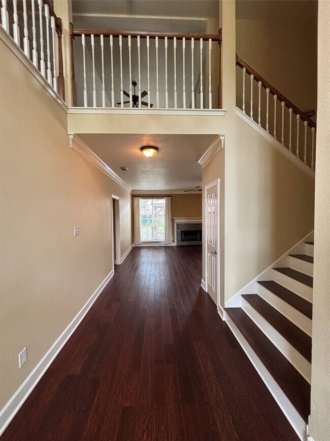 Building Photo - 13135 Rosewood Glen Dr