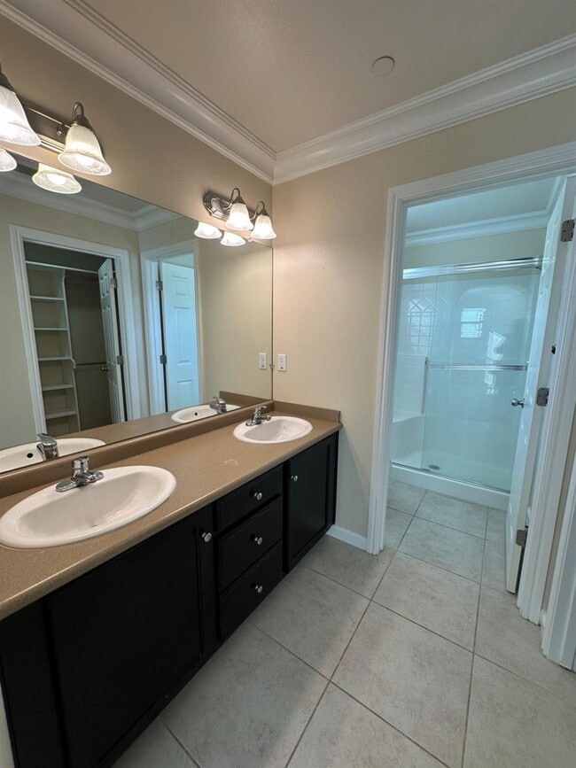 Building Photo - 3626 Alcove Way