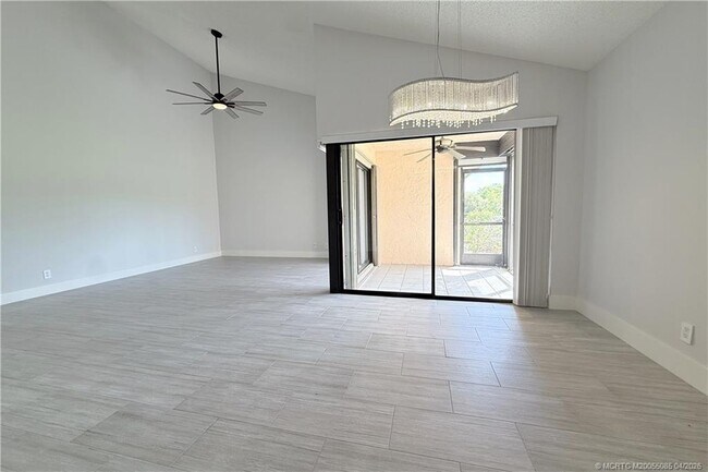 Building Photo - 3505 SW Quail Meadow Trail