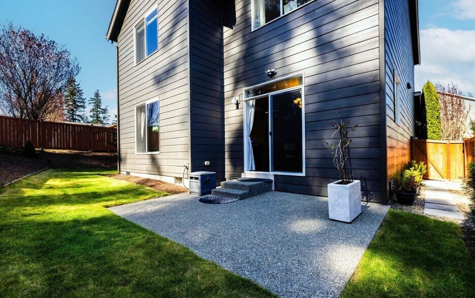 Building Photo - 120 Pickford Pl SW