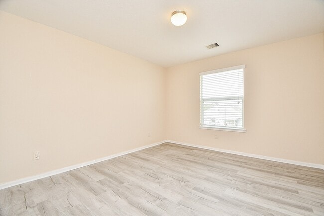 Building Photo - 10439 Lauren Creek Dr