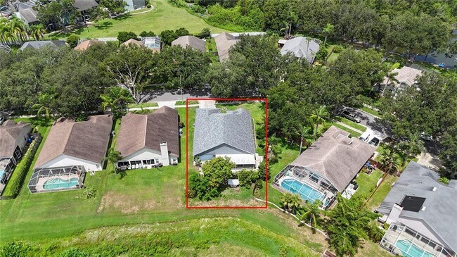 Building Photo - 16505 Lake Heather Dr