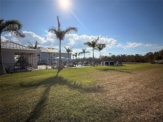 Building Photo - 14231 Heritage Landing Blvd