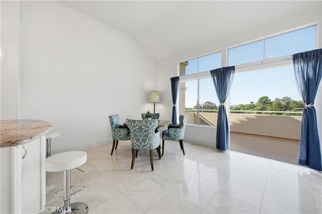 Building Photo - 35 Costa Brava