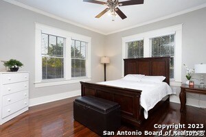 Building Photo - 626 E Woodlawn Ave