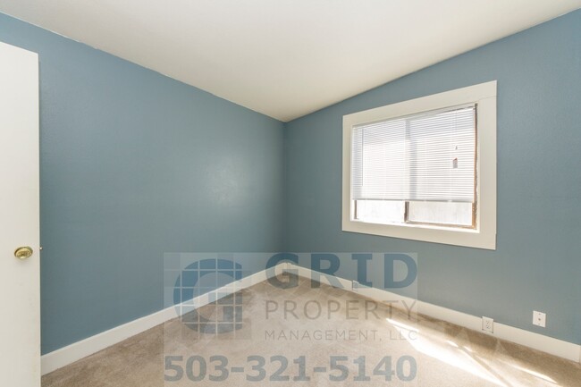 Building Photo - Charming 2 Bedroom Home in Mt Scott Arleta!