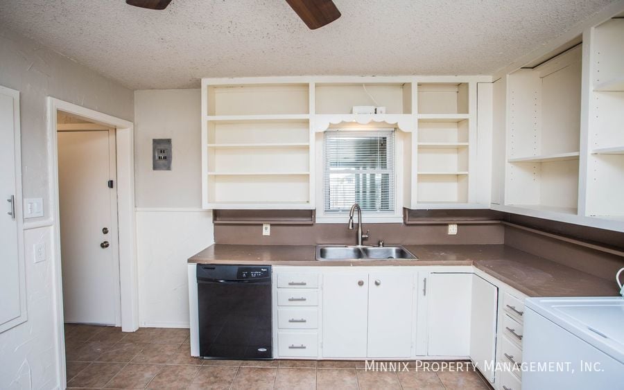 Building Photo - 3406 28th St