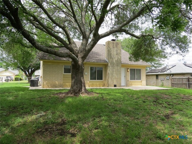 Building Photo - 3318 Paintrock Dr