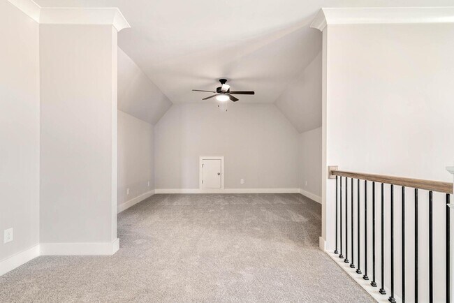 Building Photo - 6556 Windmill Dr