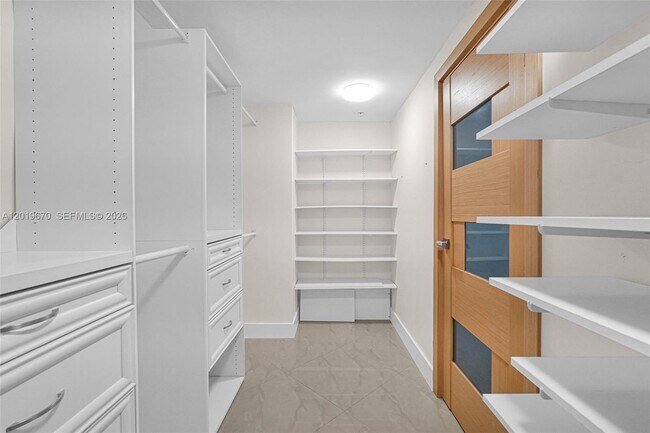Building Photo - 3001 S Ocean Dr