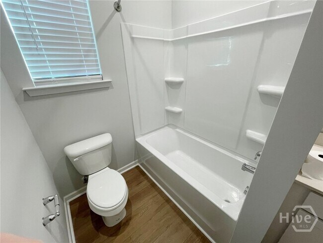 Building Photo - 750 Sessile Oak Dr