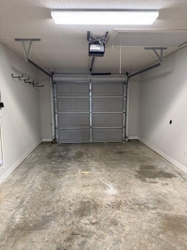 Building Photo - 3 Bedroom/2 Bath home in Ray City