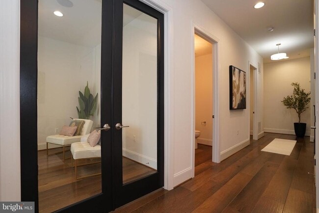 Building Photo - 44655 Provincetown Dr