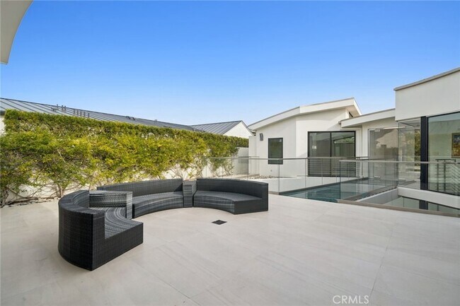 Building Photo - 4607 Perham Rd