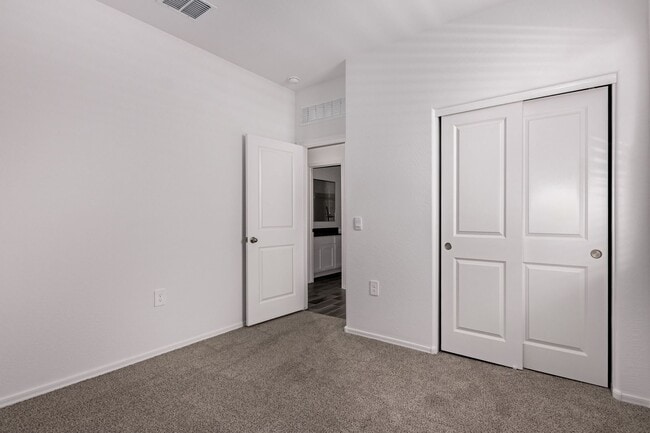 Building Photo - Brand New - Never Lived In 3 Bedroom / 2 B...