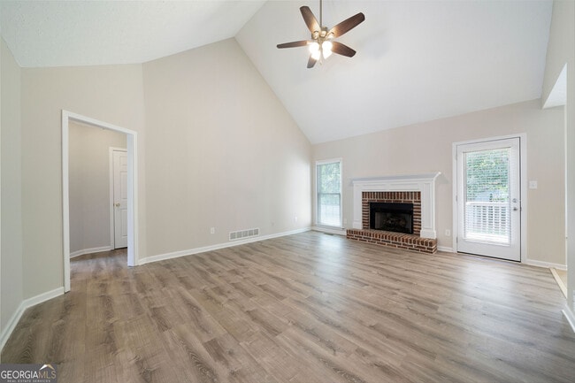 Building Photo - 33 Stevenson Point