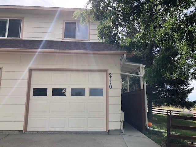 Primary Photo - 2110 Frances St