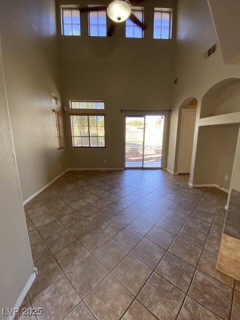 Building Photo - 107 Broken Rock Dr
