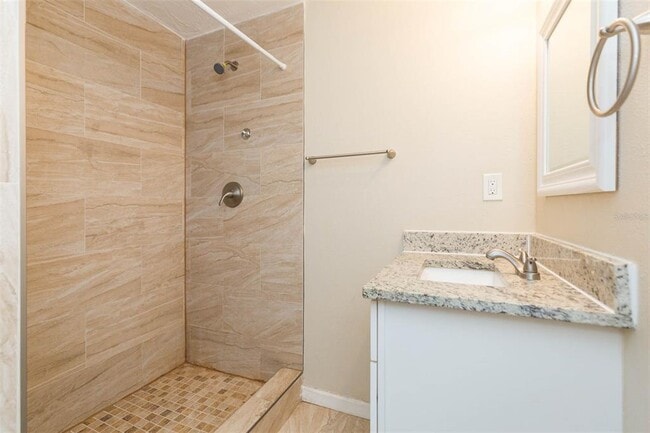 Building Photo - 4506 Grand Central Ave