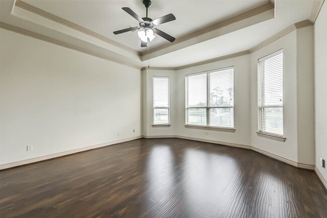 Building Photo - 9634 Lansing Meadows Dr