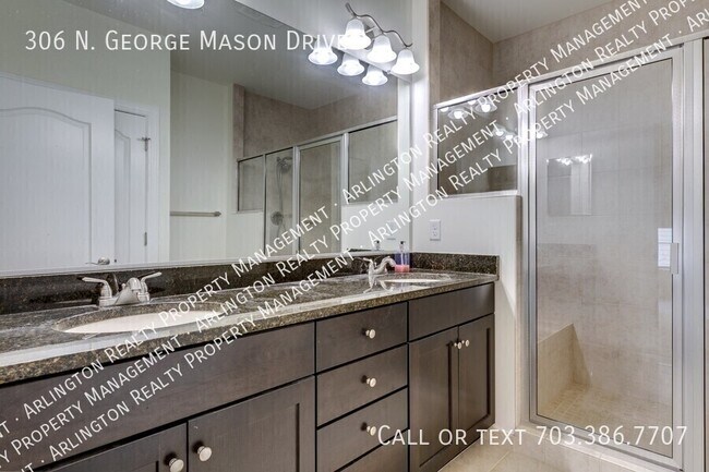 Building Photo - 306 N George Mason Dr
