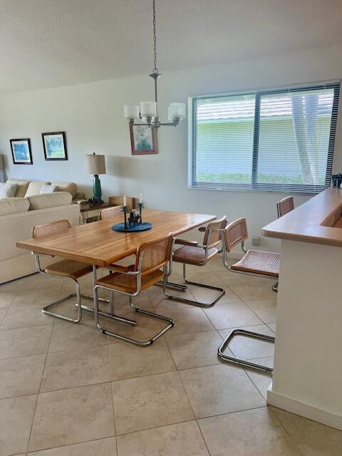 Building Photo - 311 Club Dr
