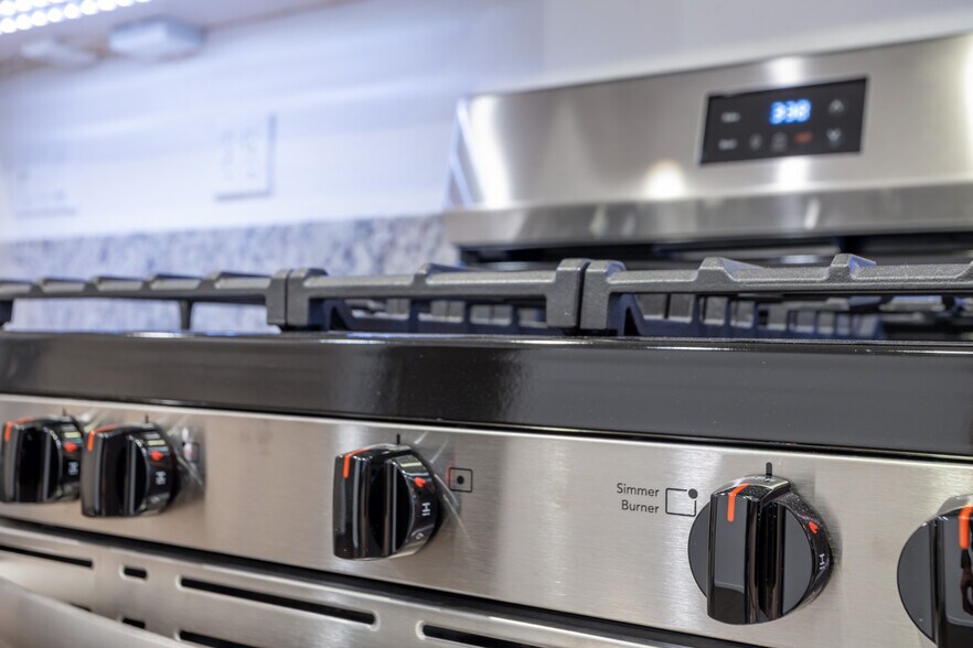 Building Photo - 5244 Edge Park Way