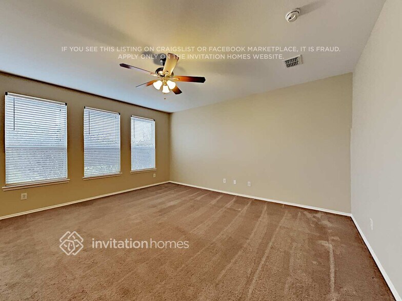 Building Photo - 1116 Sweetwater Dr