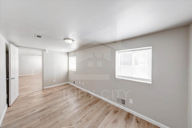 Building Photo - 2918 W Mooresville Rd