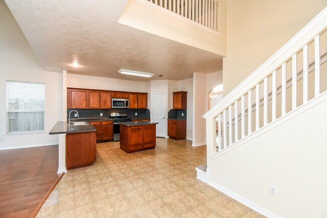 Building Photo - 19327 Poppy Grove Ln