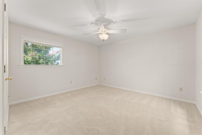 Building Photo - 4206 River Pl Blvd