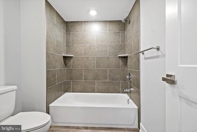 Building Photo - 1530 N Palethorp St