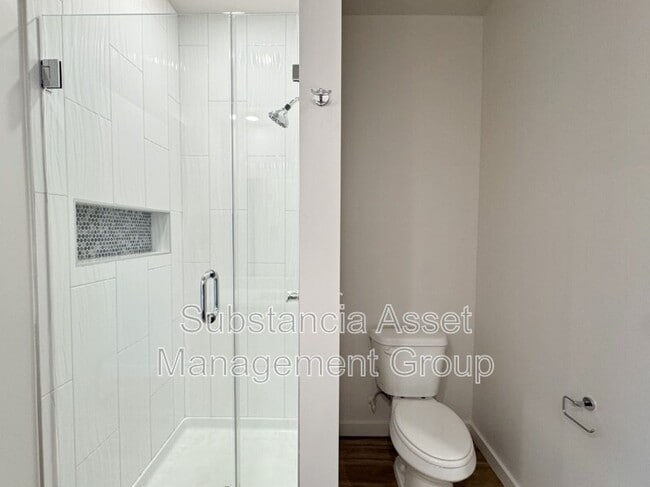 Building Photo - 1665 Midtown Pl