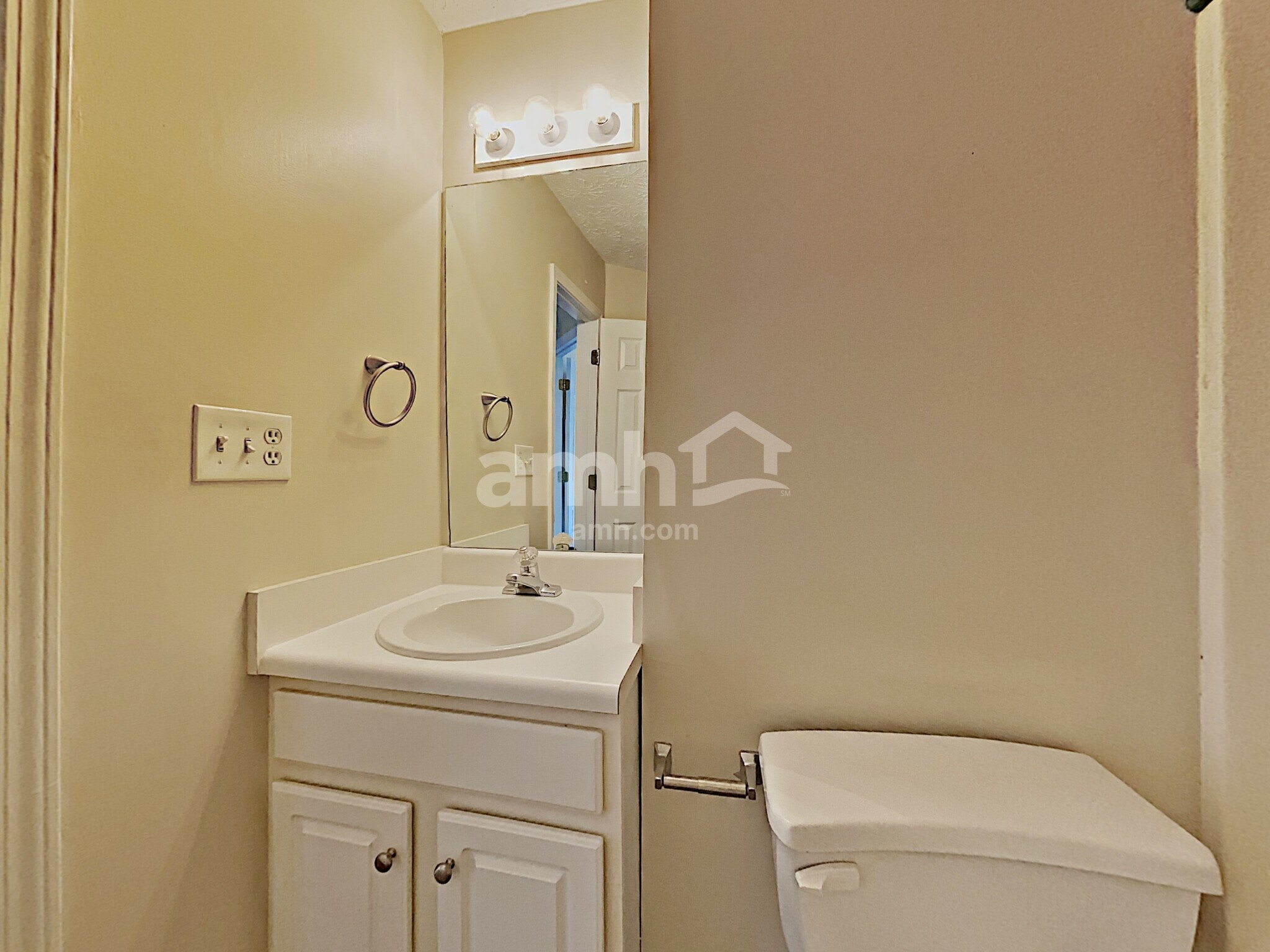 Building Photo - 4759 Julian Way