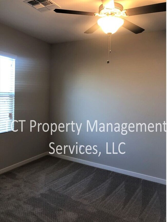 Building Photo - Gorgeous Home In Gated Gilbert Community!