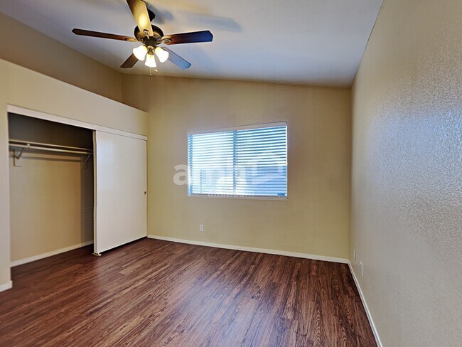 Building Photo - 5752 Taj Mahal Dr