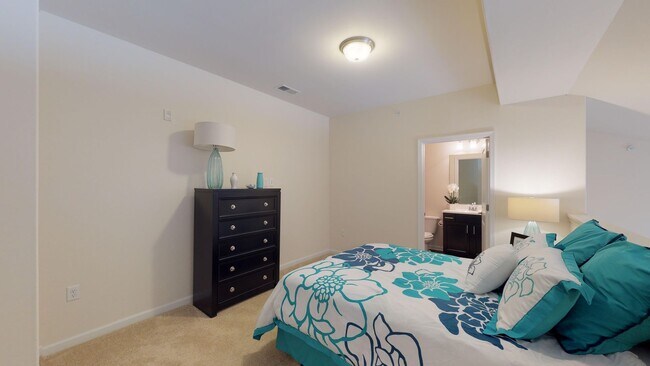 Building Photo - A4X | 1 Bed 1.5 Bath | 1119 sf | $1626 - $...