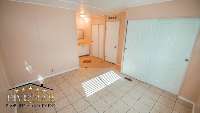 Building Photo - 1500 Pacheco Rd