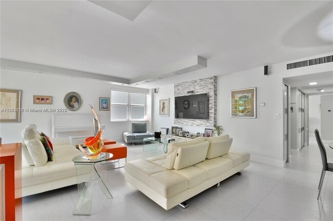 Building Photo - 5750 Collins Ave