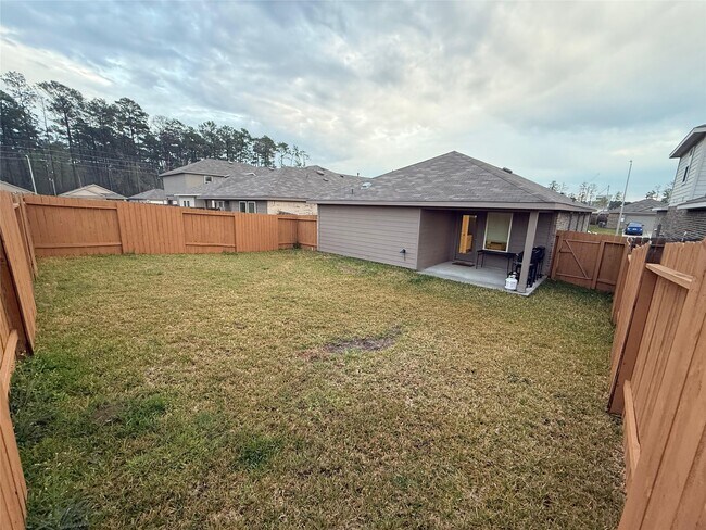 Building Photo - 5711 Vintage Oakmont Dr