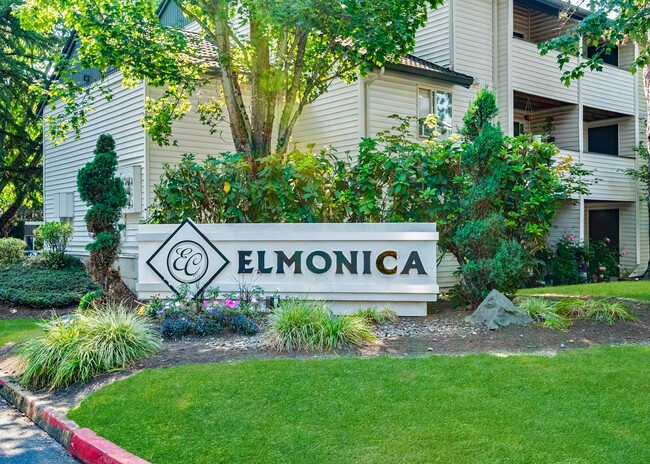 Primary Photo - Elmonica Court