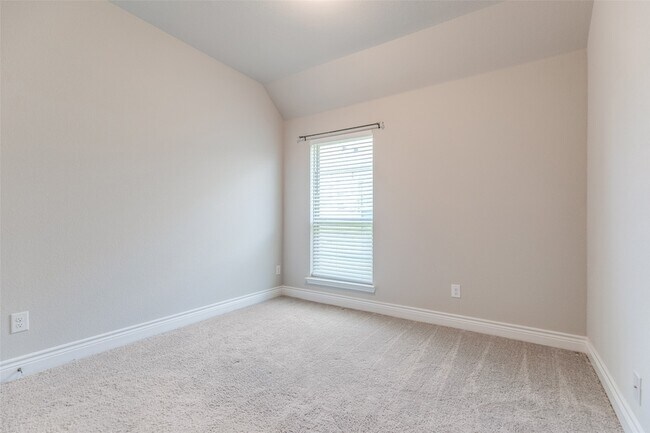 Building Photo - 9504 Longhorn Ln