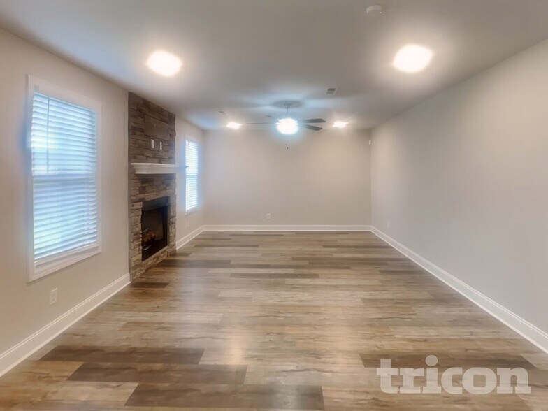 Building Photo - 1167 Eagles Nest Ln