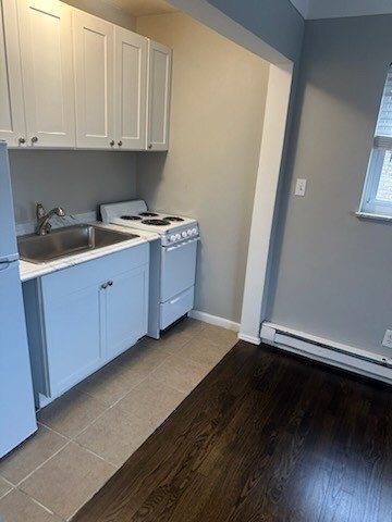 Building Photo - Charming 1-Bedroom Multiplex in Cincinnati with Modern Amenities!