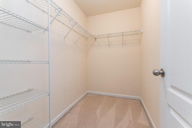 Building Photo - 7706 Timbercross Ln