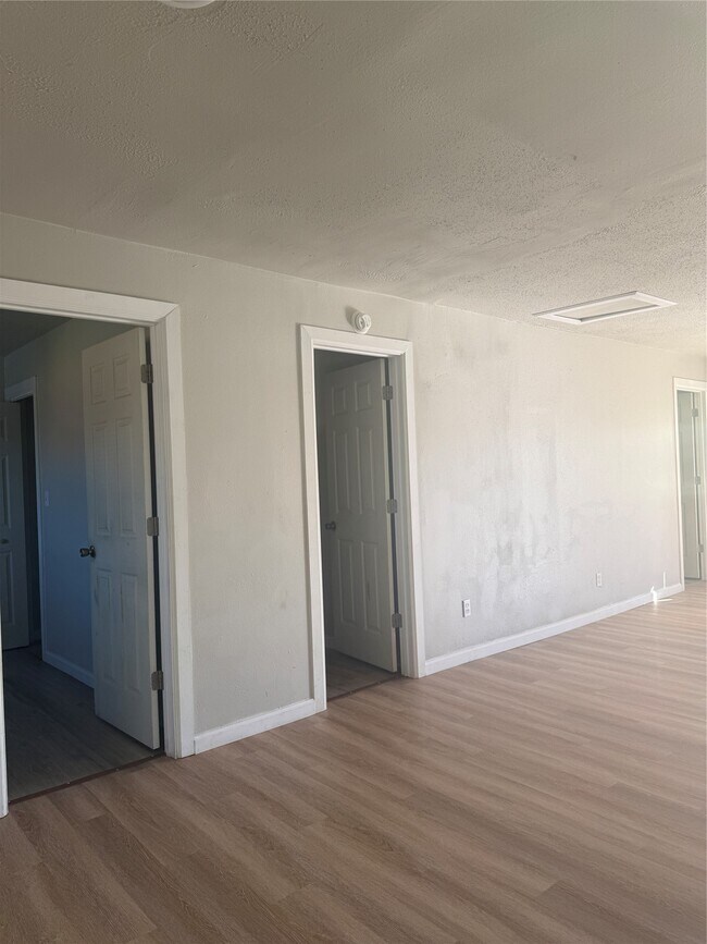 Building Photo - 8510 Safeguard St